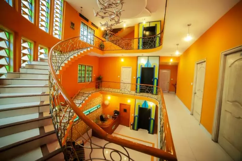 Fabhotel Hallmark Begumpet