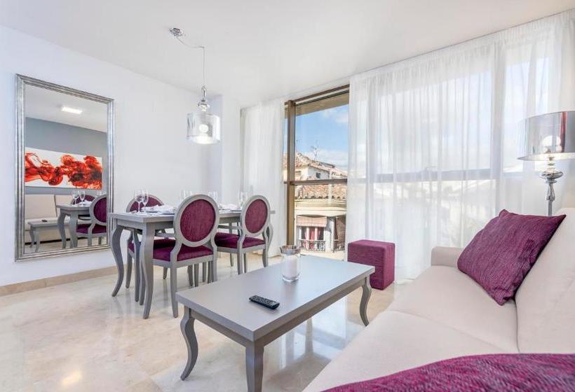 هتل Apartamentos Goodplaces Larios