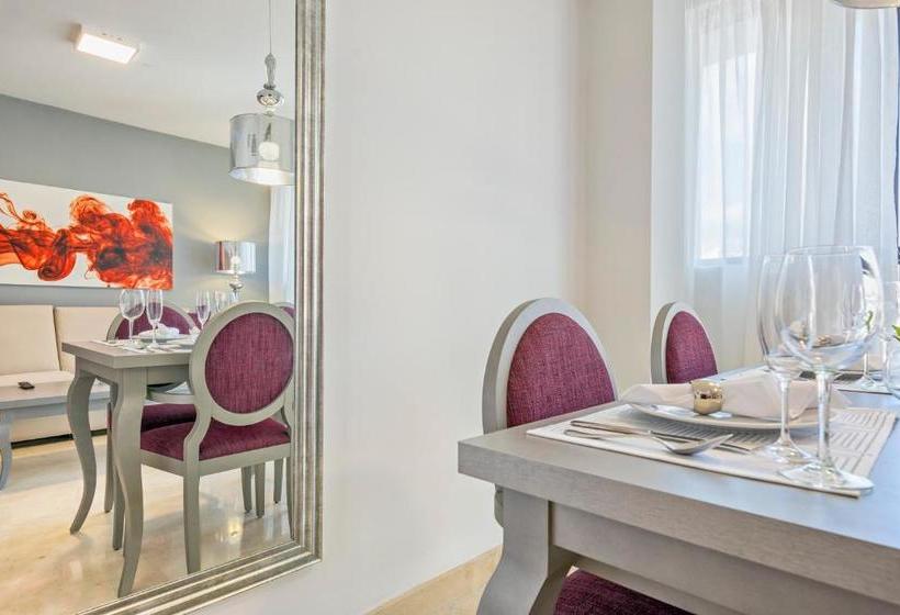 هتل Apartamentos Goodplaces Larios