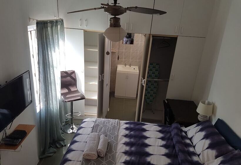 ホテル Daisy Lodge