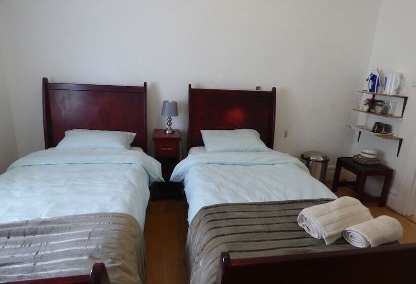 ホテル Daisy Lodge