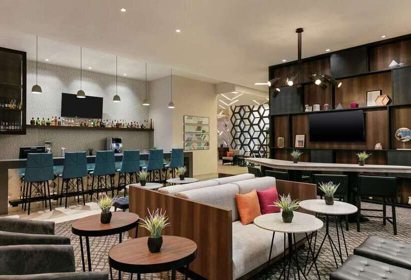 ホテル Hampton Inn By Hilton Monterrey Apodaca