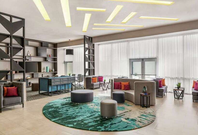 ホテル Hampton Inn By Hilton Monterrey Apodaca