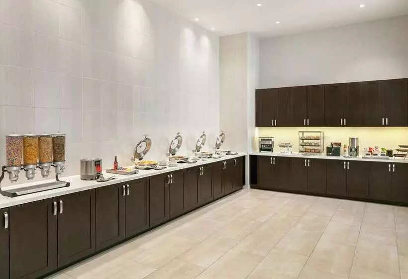 هتل Hampton Inn By Hilton Monterrey Apodaca