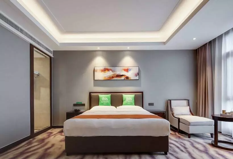 ホテル Ibis Styles Nanjing Qilin Gate