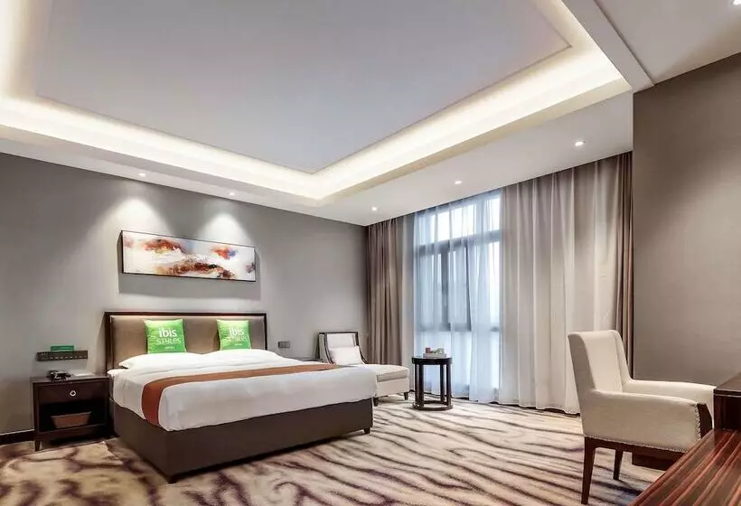 ホテル Ibis Styles Nanjing Qilin Gate