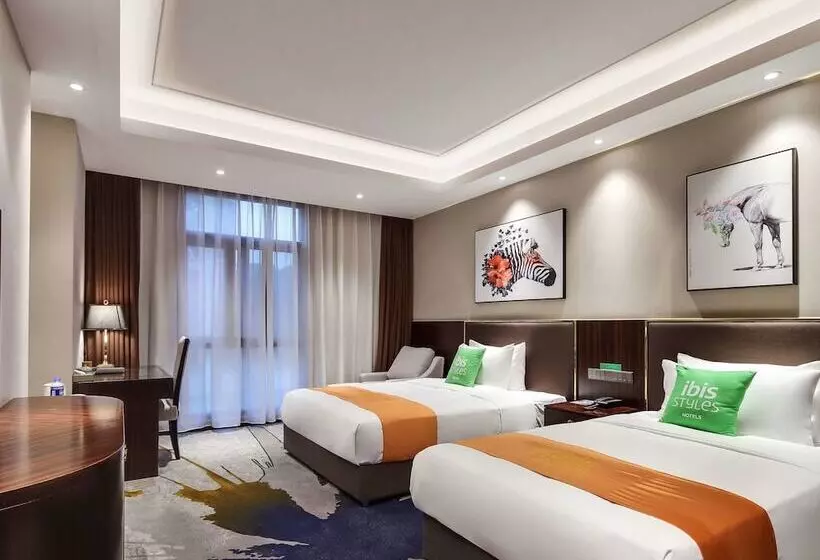 ホテル Ibis Styles Nanjing Qilin Gate