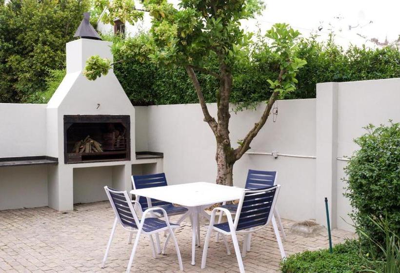 בית מלון כפרי Laurel Cottage