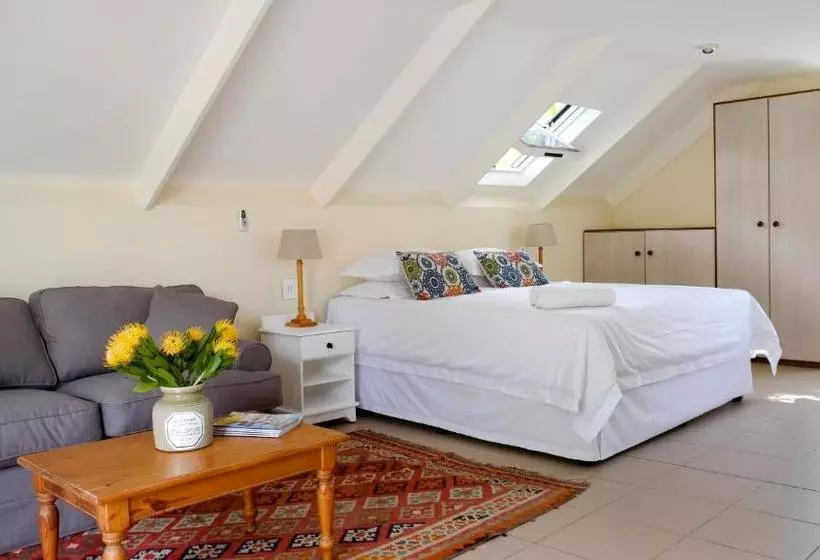 Hotelli Laurel Cottage