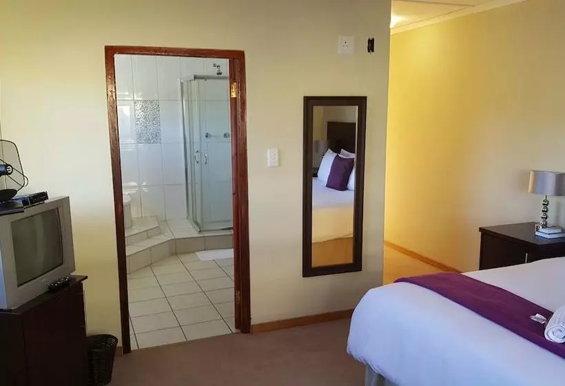 هتل Maranatha Guesthouse & Conference Centre
