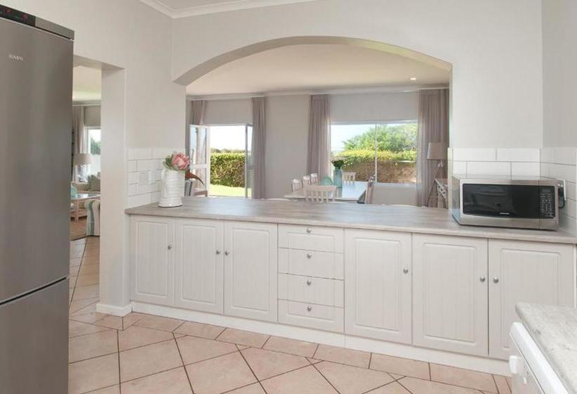 בית מלון כפרי On The Rocks