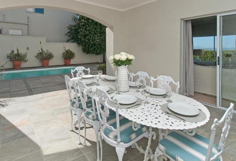 בית מלון כפרי On The Rocks