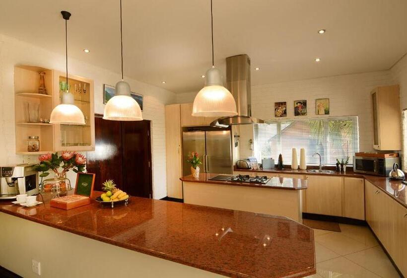 酒店 Sandown Guest House