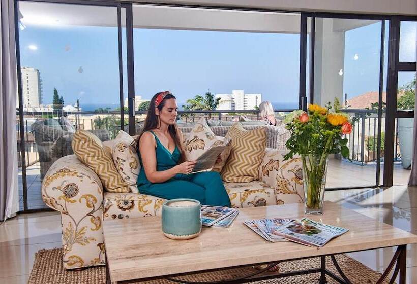 Отель The Hamptons Guest House