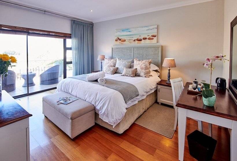 Отель The Hamptons Guest House