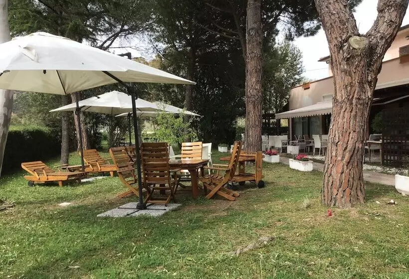 Hotelli Villa Cristina