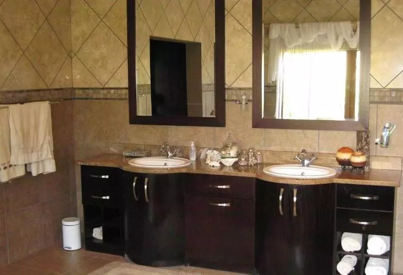 هتل Witwater Guest House & Spa