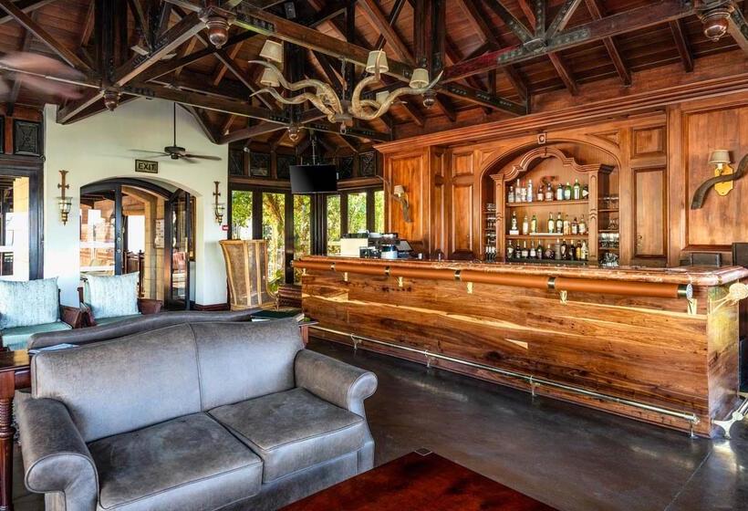 בית מלון כפרי Zimbali Lodge