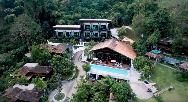 리조트 Chantra Khiri Chalet