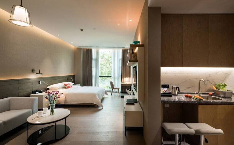 Swisstouches Guangzhou Hotel Residences