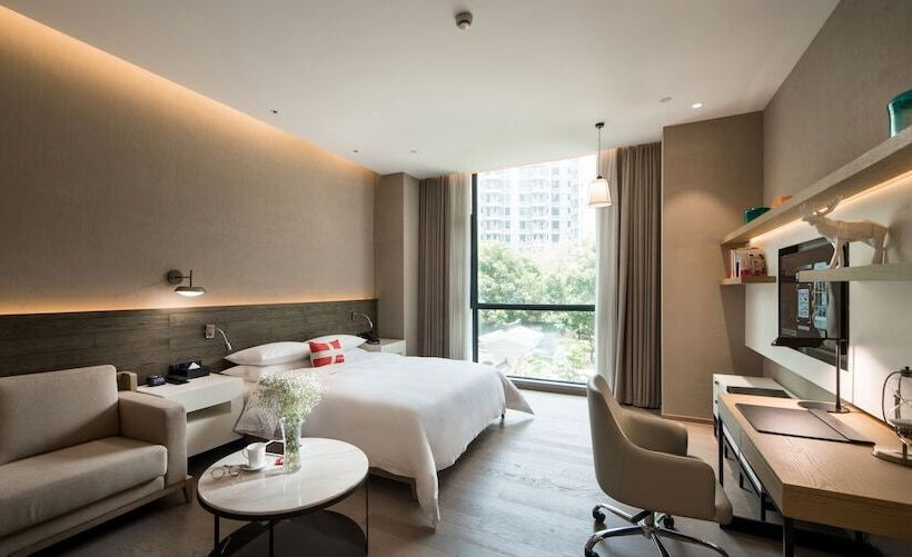 Swisstouches Guangzhou Hotel Residences