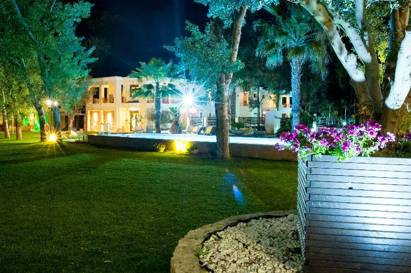 W Villas Halkidiki