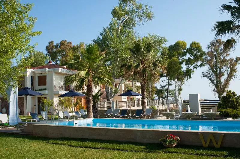 W Villas Halkidiki