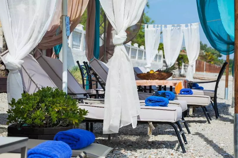 W Villas Halkidiki