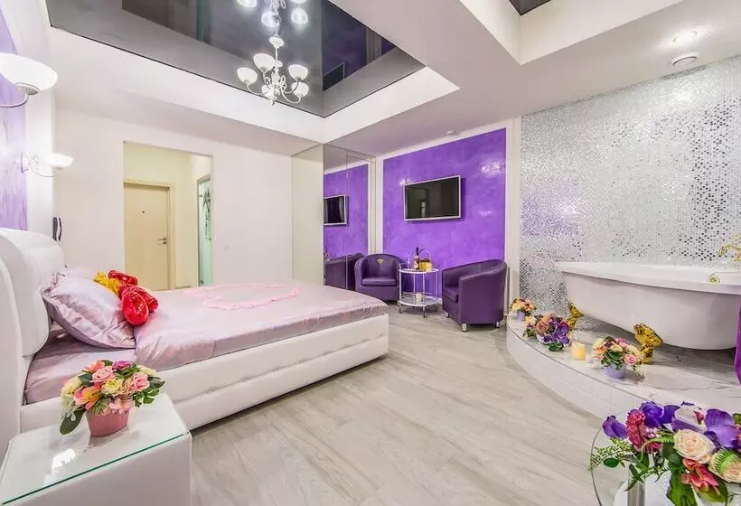 Alex Hotel Na Petrogradskoy