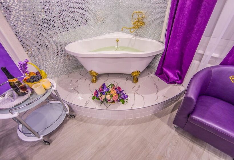 Alex Hotel Na Petrogradskoy