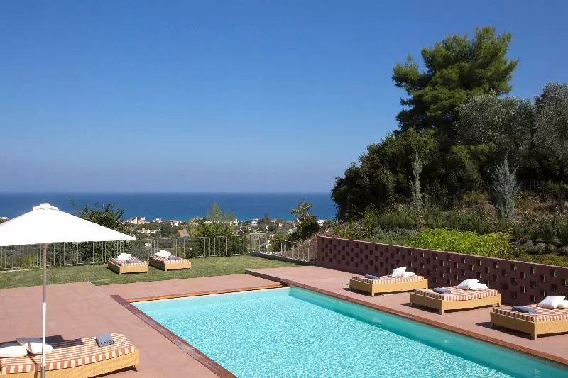 Hotelli Amandola Villas