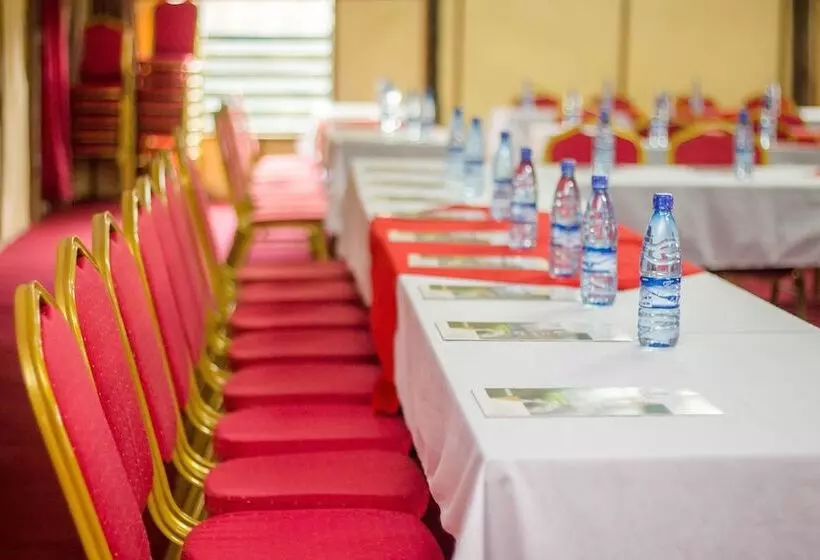 هتل Dove Nest Lodge