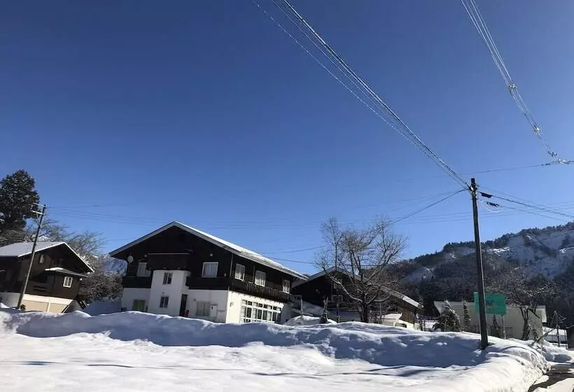 هتل Guest House Vingt Neuf
