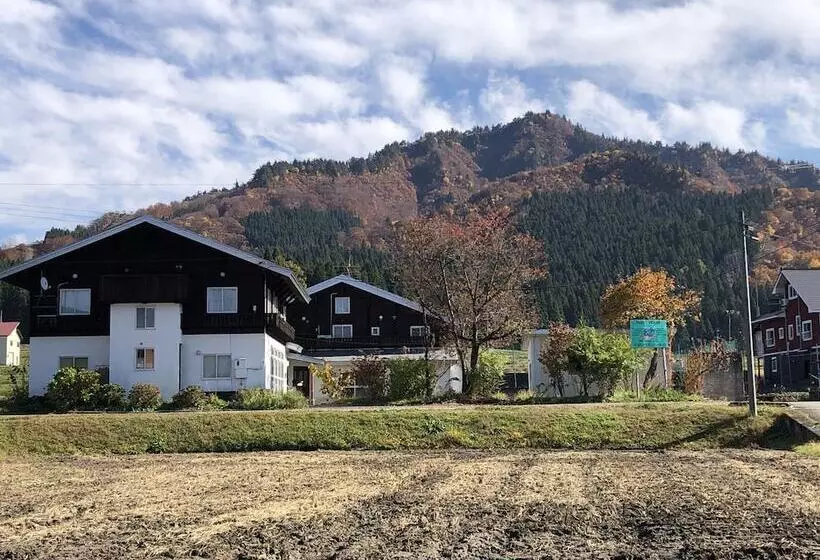 هتل Guest House Vingt Neuf