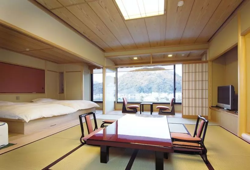 Hotelli Izu Mitsuhama Syoutoukan