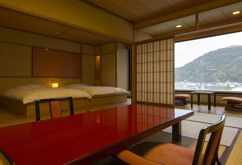 Hotelli Izu Mitsuhama Syoutoukan