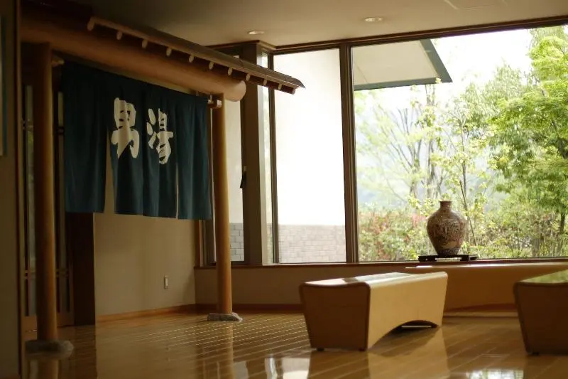 Hotelli Kamedake Onsen Tamaminesansou
