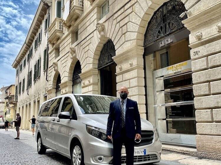 هتل Palazzo Monga Boutique Guesthouse