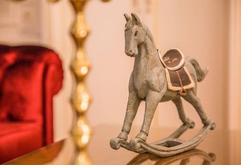 هتل Palazzo Monga Boutique Guesthouse