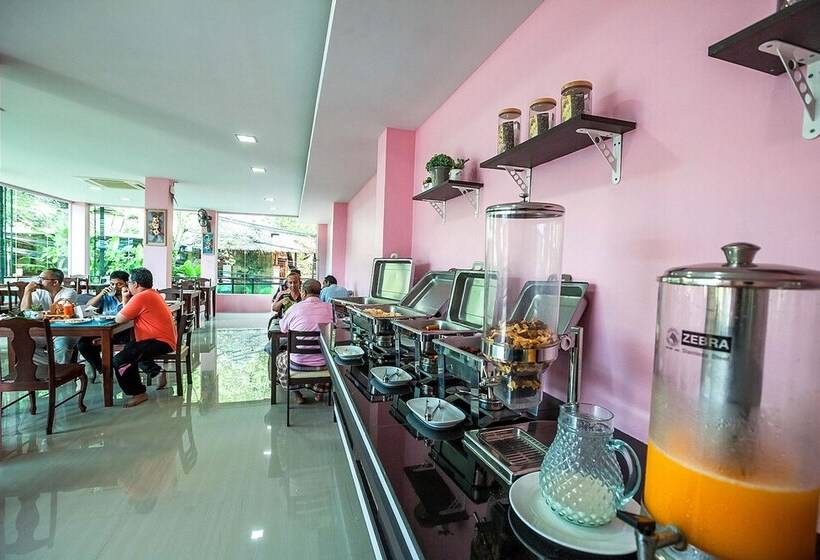 هتل Phi Phi Top View Resort