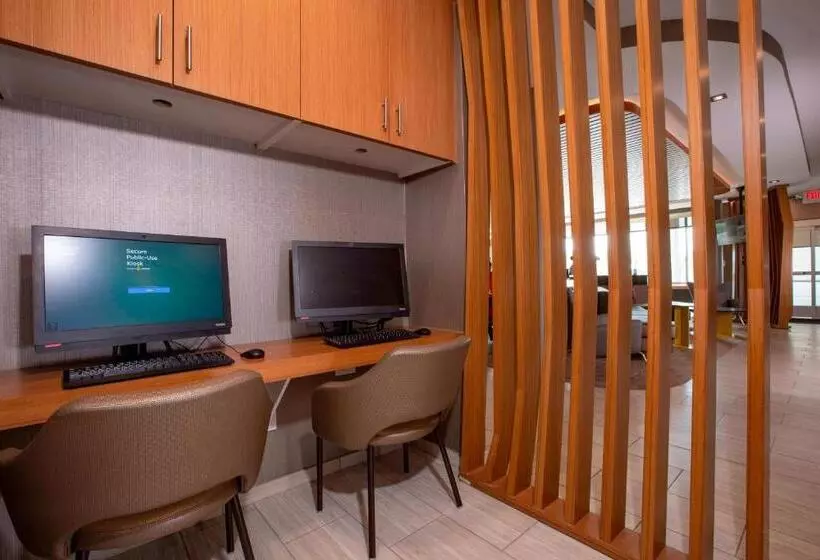 Hotelli Springhill Suites By Marriott Newark Downtown