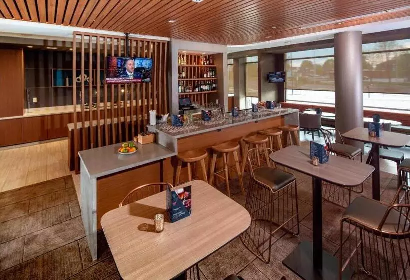 Hotelli Springhill Suites By Marriott Newark Downtown