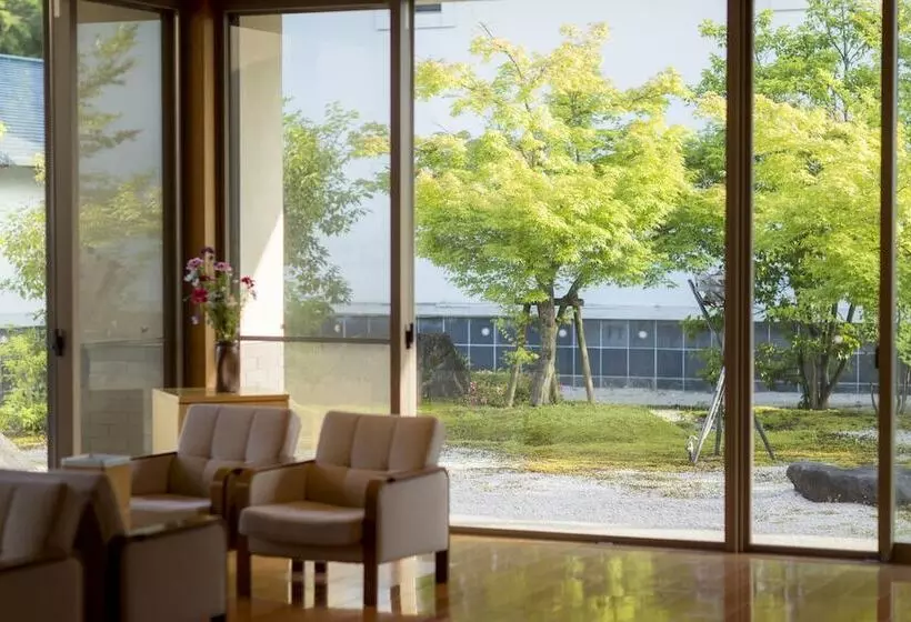 Hotelli Kamedake Onsen Tamaminesansou