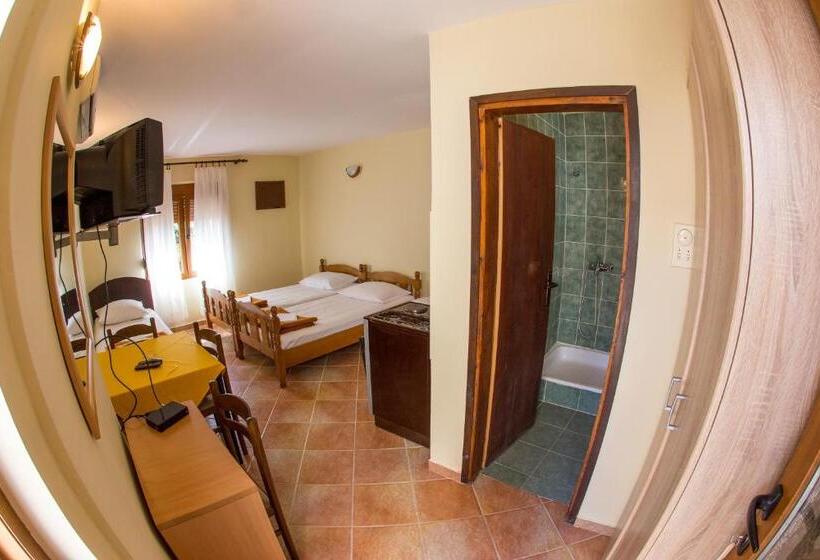 پانسیون Guest House Blue Coast