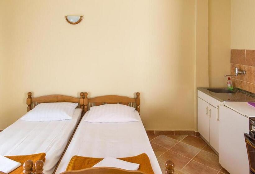 پانسیون Guest House Blue Coast