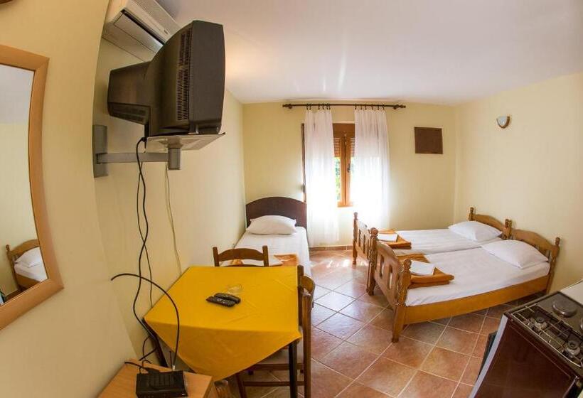 پانسیون Guest House Blue Coast