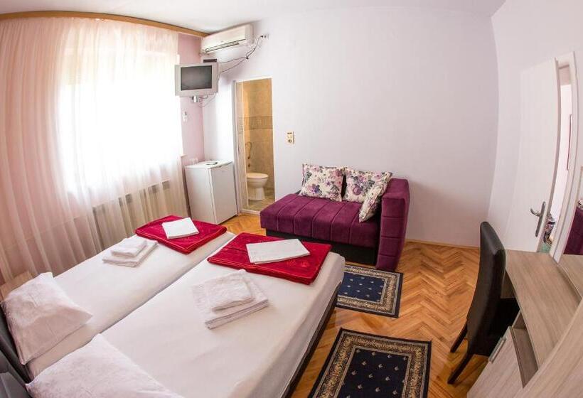 پانسیون Guest House Blue Coast