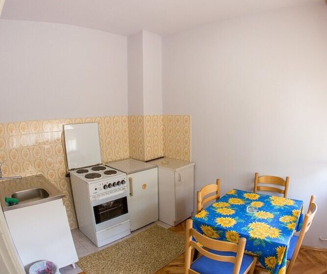 پانسیون Guest House Blue Coast