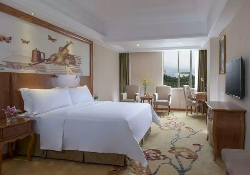 Vienna International Hotel Shenzhen Caopu Jindaotian