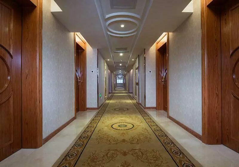 Vienna International Hotel Shenzhen Caopu Jindaotian